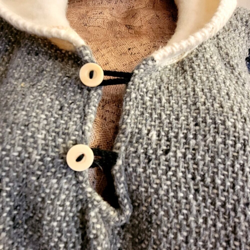 Wool Blend Poncho/Cape Boho With Geometric Pattern Hood & Buttons Beige & Gray - Picture 7 of 14